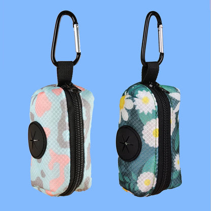 Universal Dog Poop Bag Holder – Clip-On Carrier for Any Leash (1–2PCS)