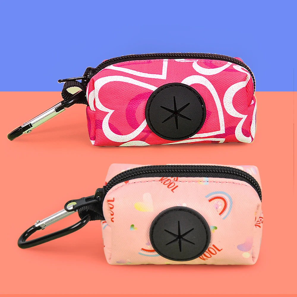 Universal Dog Poop Bag Holder – Clip-On Carrier for Any Leash (1–2PCS)
