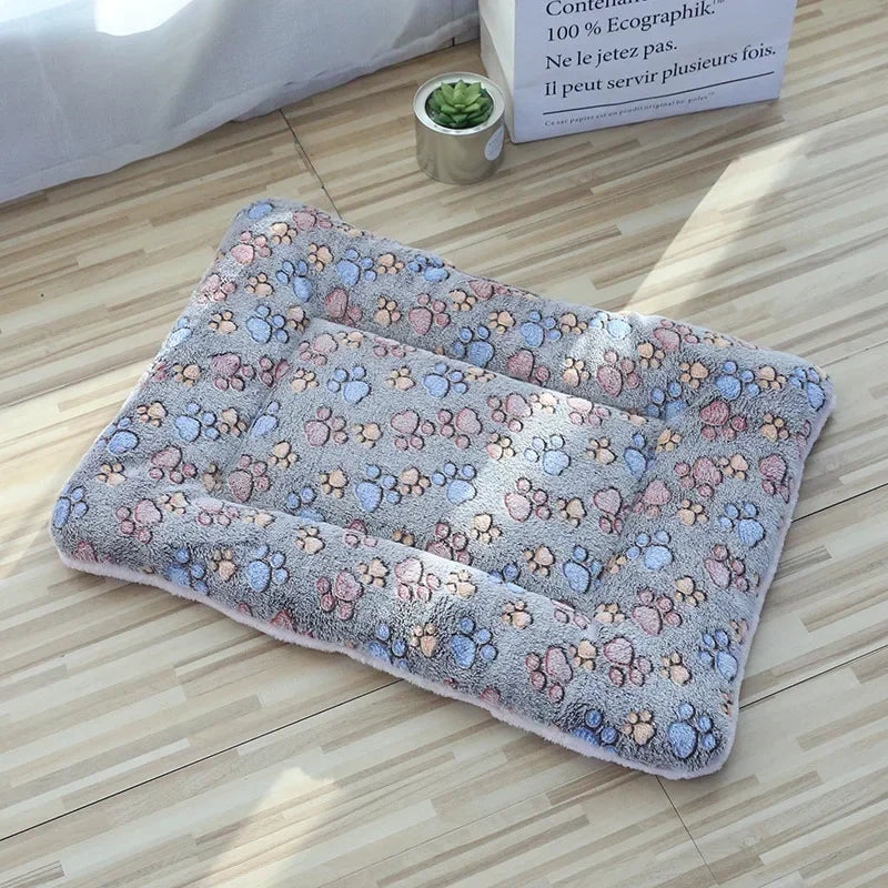 Double-Sided Plush Pet Mat – Soft Warm Cushion Blanket for Cats & Small Dogs