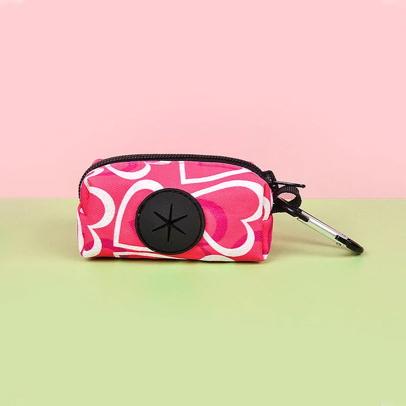 Universal Dog Poop Bag Holder – Clip-On Carrier for Any Leash (1–2PCS)